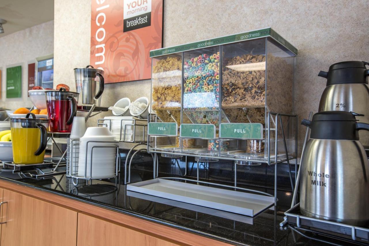 Comfort Suites Victorville-Hesperia Luaran gambar