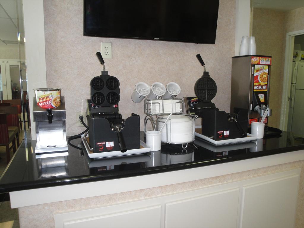 Comfort Suites Victorville-Hesperia Luaran gambar