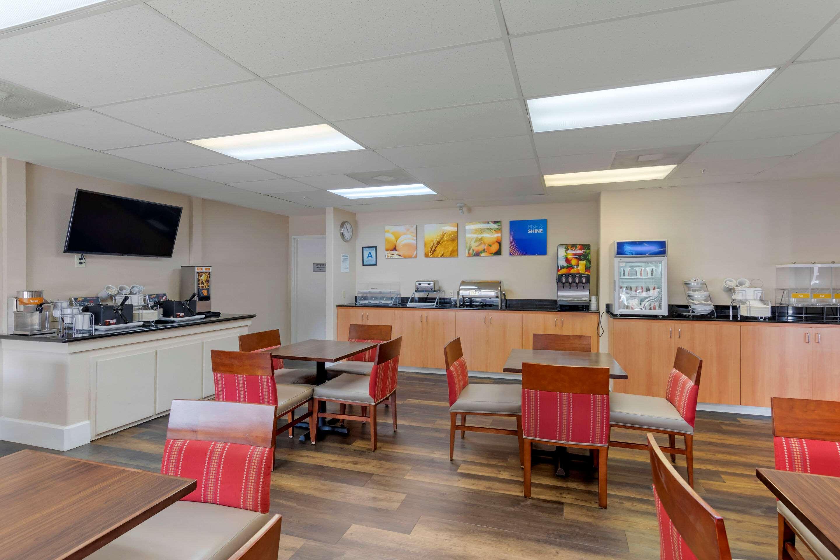 Comfort Suites Victorville-Hesperia Luaran gambar
