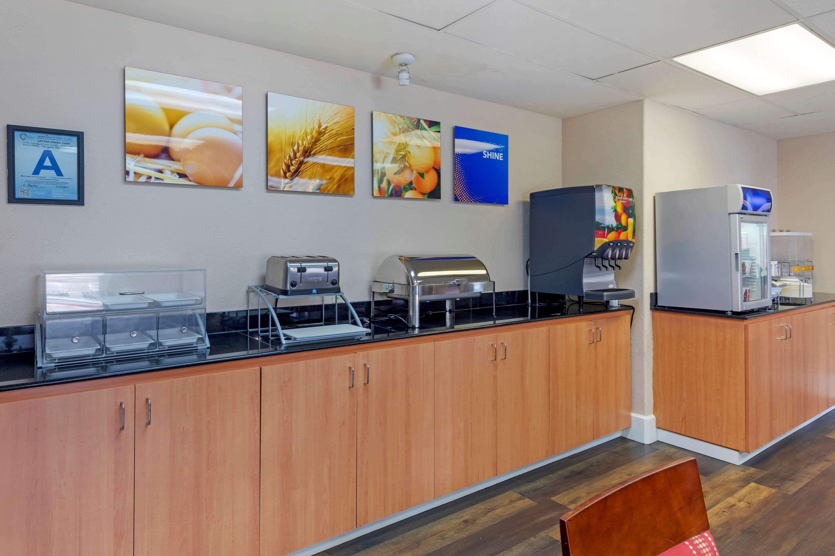 Comfort Suites Victorville-Hesperia Luaran gambar