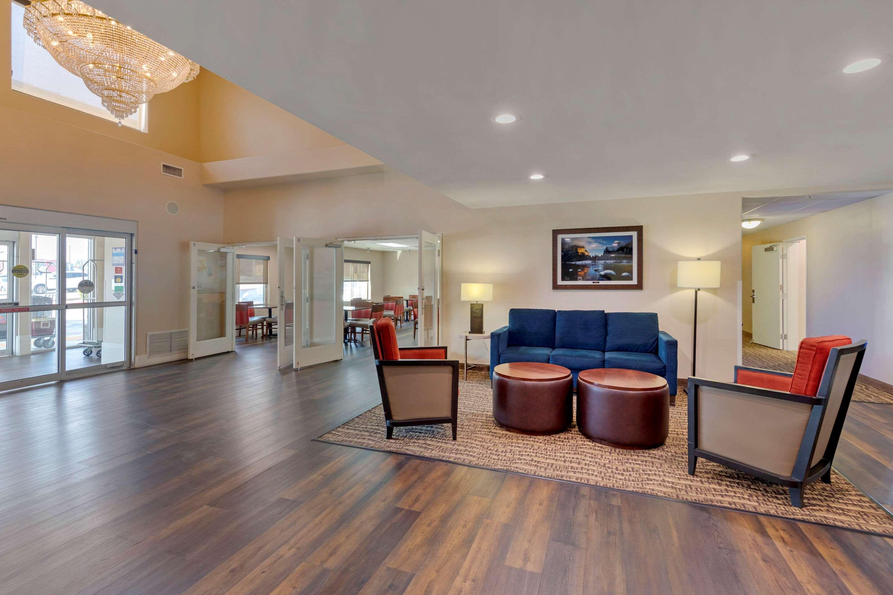 Comfort Suites Victorville-Hesperia Luaran gambar