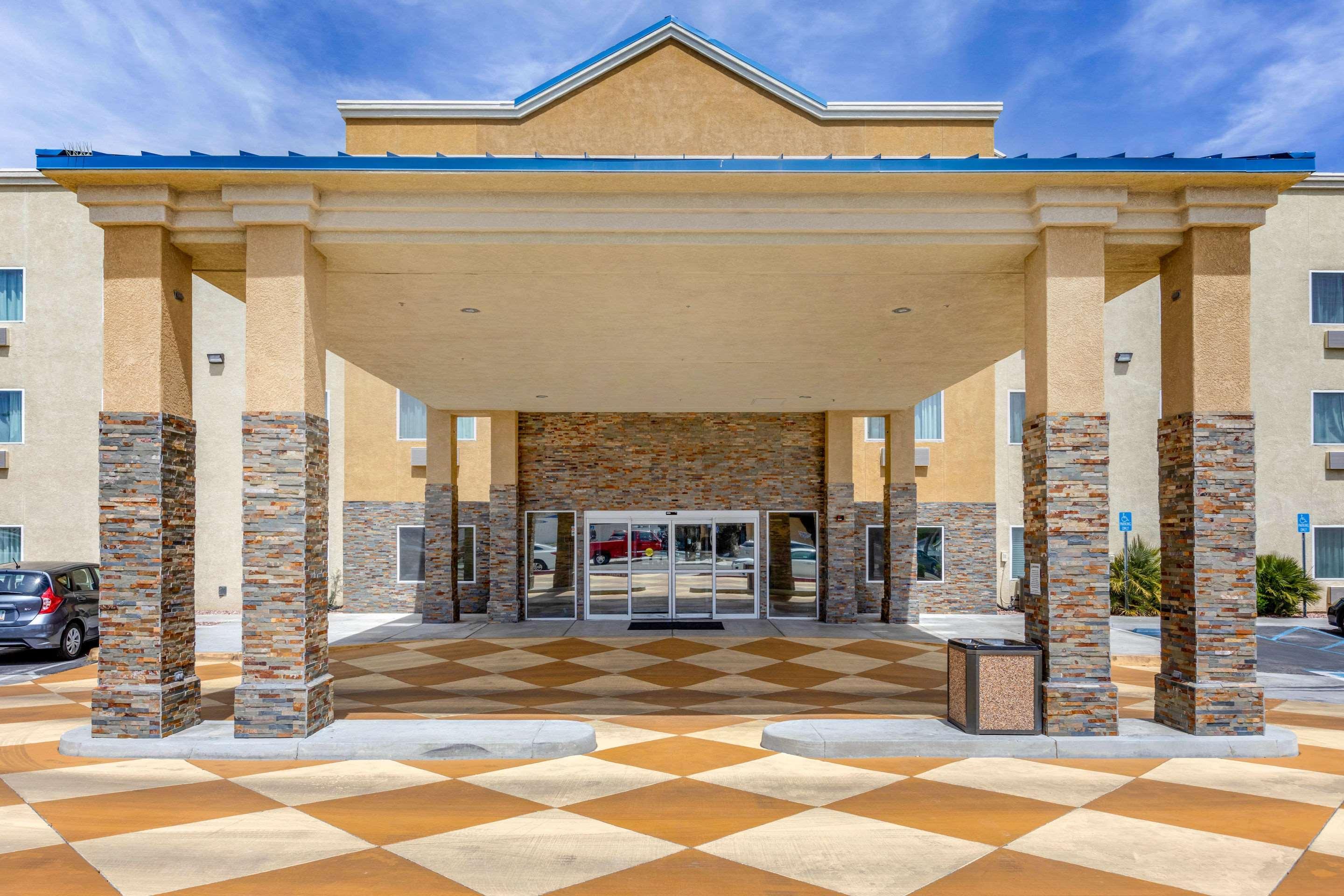 Comfort Suites Victorville-Hesperia Luaran gambar