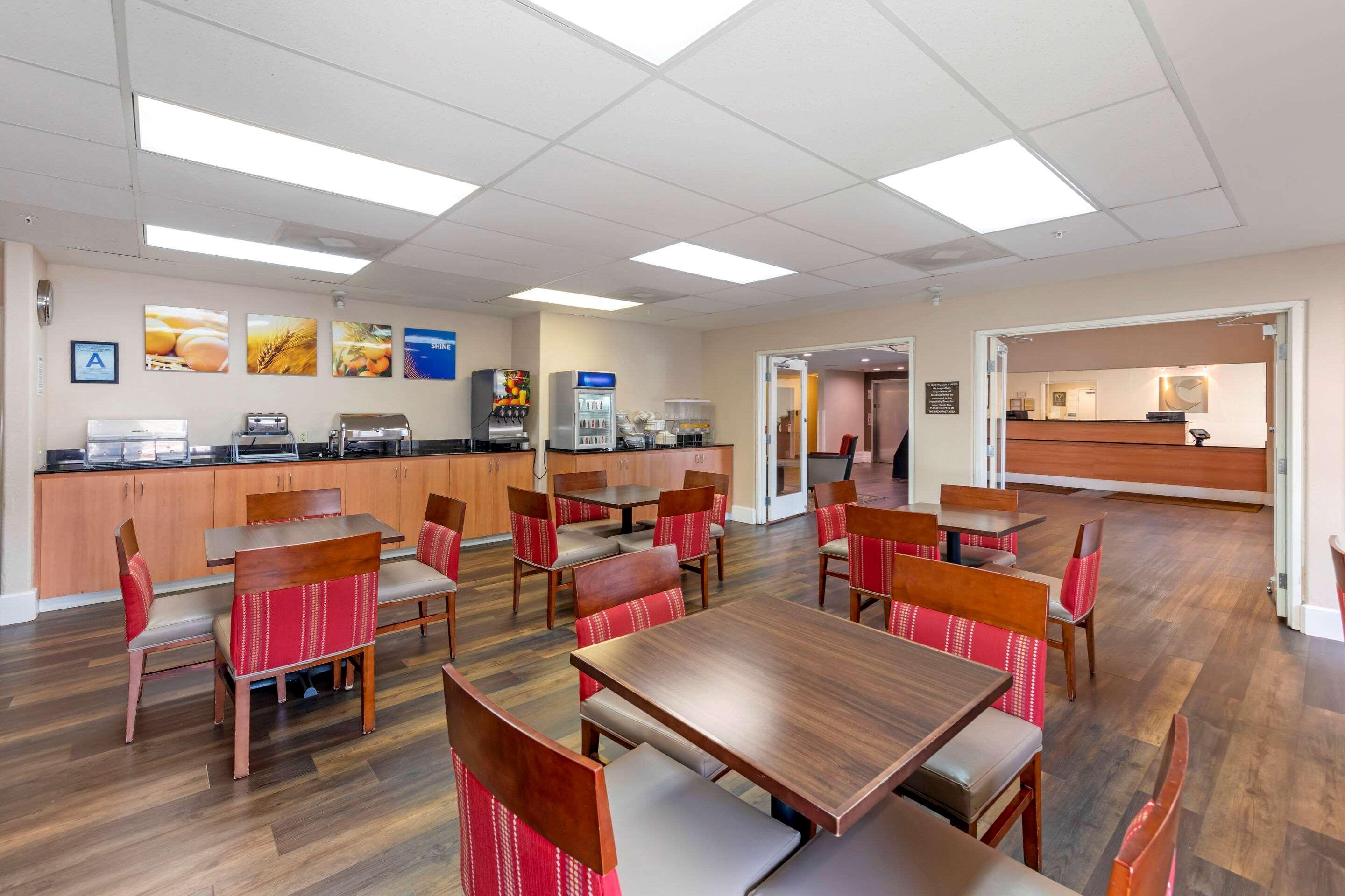 Comfort Suites Victorville-Hesperia Luaran gambar