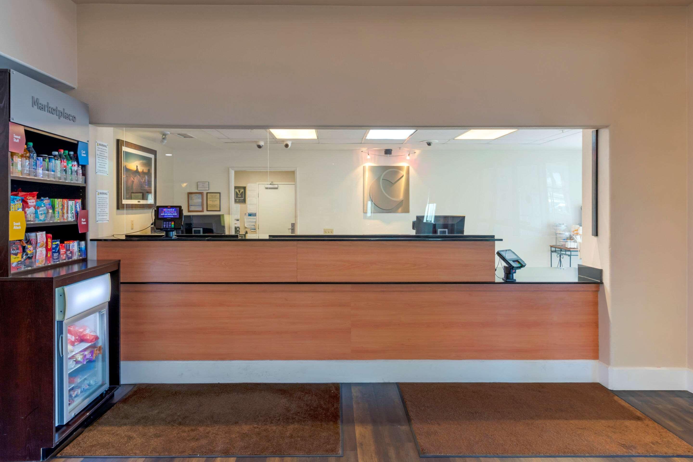 Comfort Suites Victorville-Hesperia Luaran gambar
